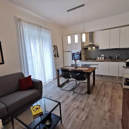 Dagnino House - Luxury Apartment In The Center Of Palermo Eksteriør billede