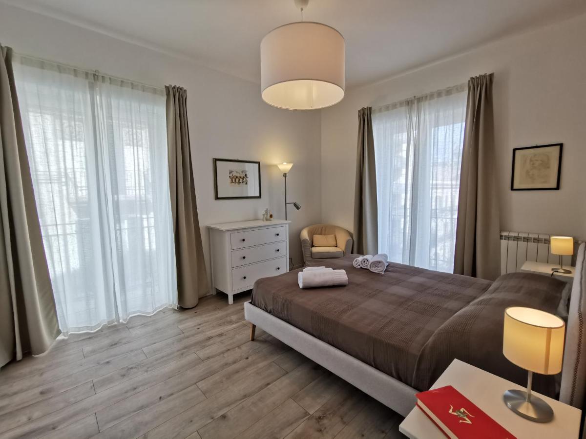 Dagnino House - Luxury Apartment In The Center Of Palermo Eksteriør billede
