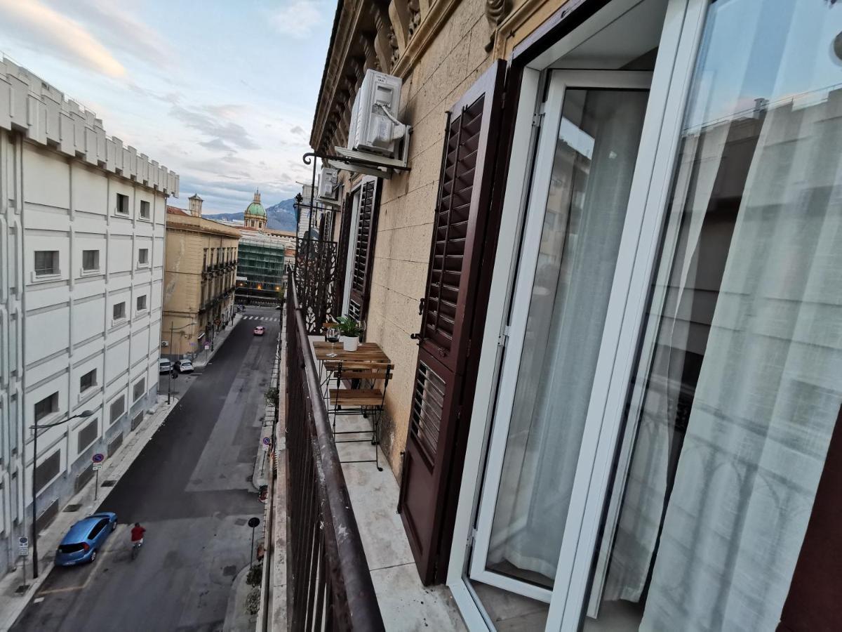 Dagnino House - Luxury Apartment In The Center Of Palermo Eksteriør billede